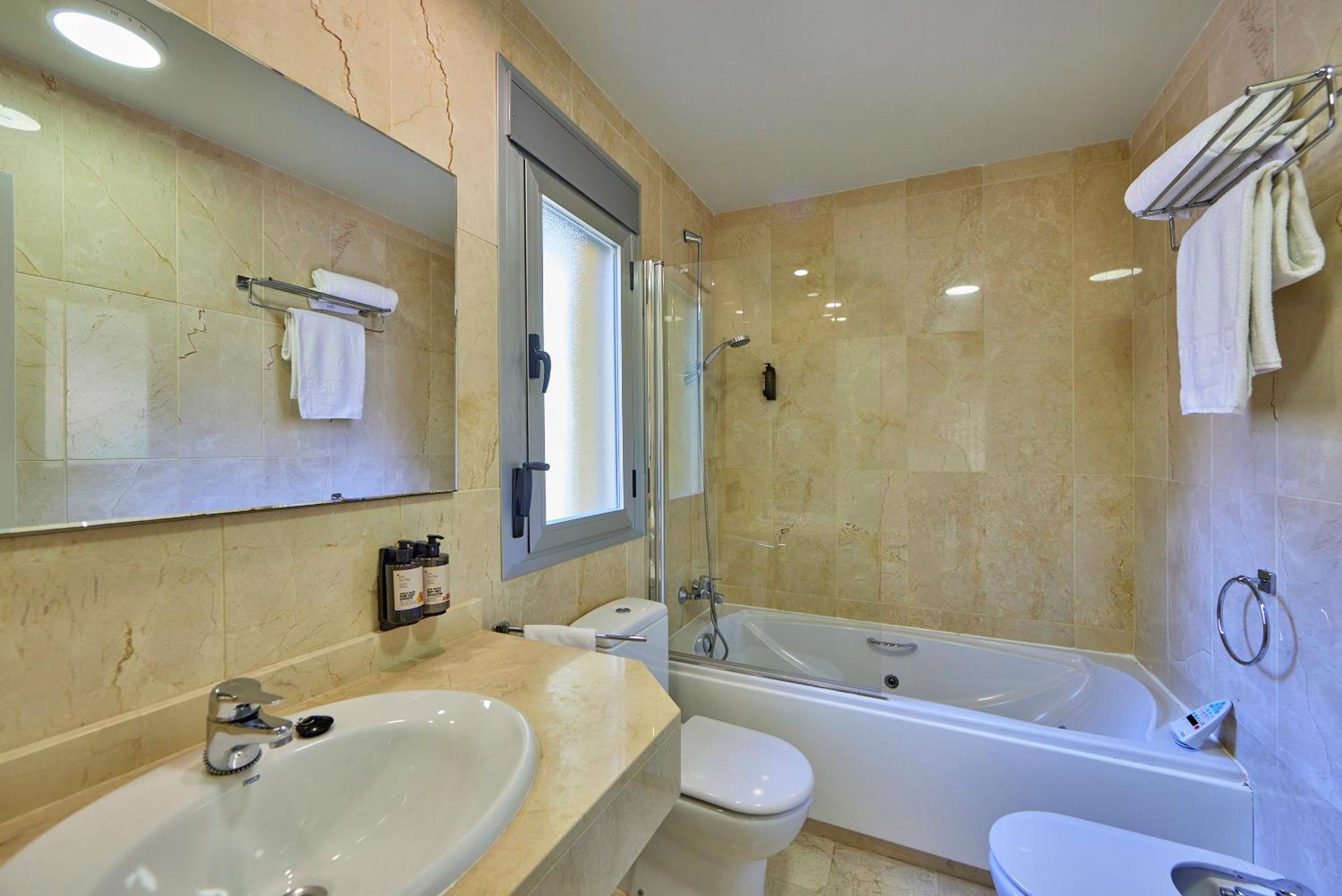 Universal Aquamarin Beach Houses Andratx Esterno foto